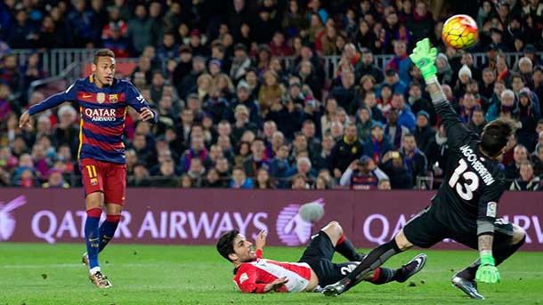 Magic of Neymar in the played of the goal of Ivan Rakitic