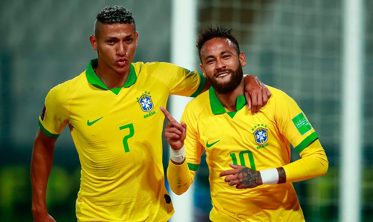 Brazilian football legend suggests Neymar could be “the key” to