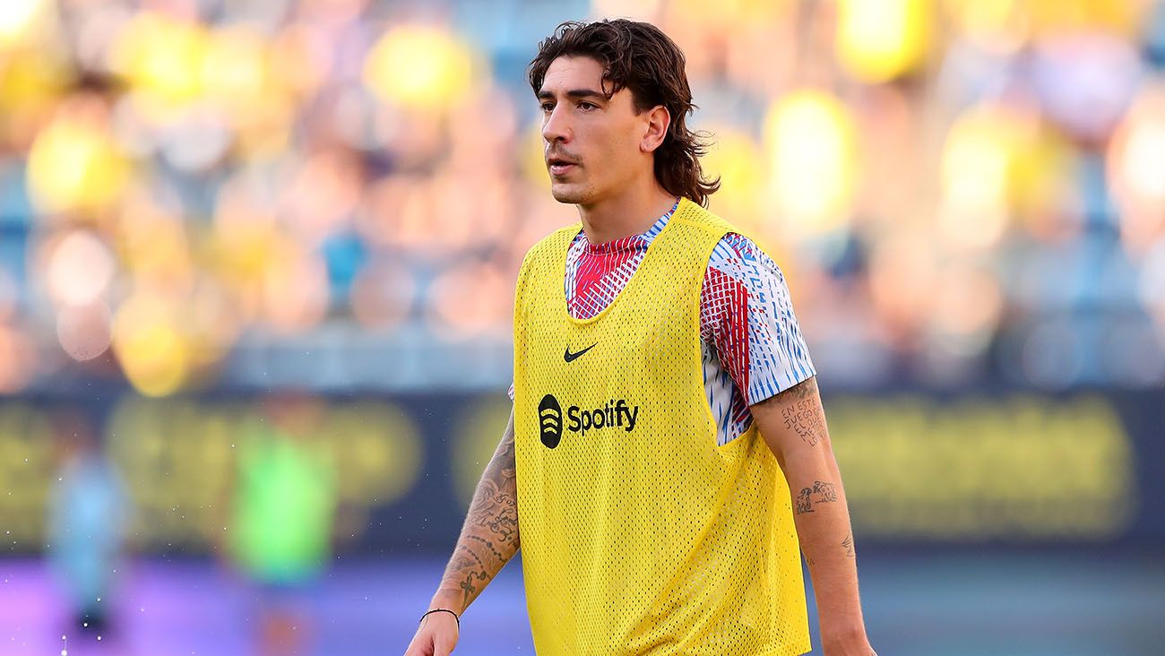Bellerin explains “mixed feelings” about not being with Spain in Qatar