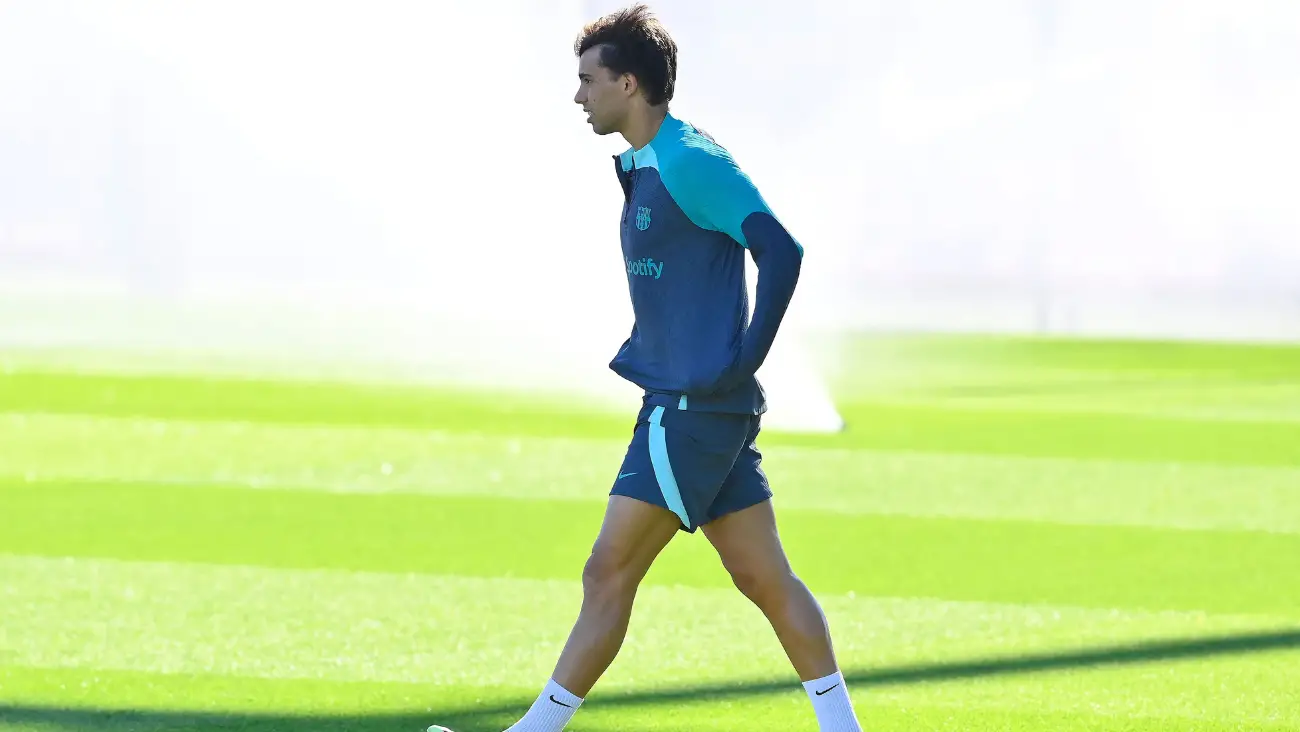 Joao Félix en el entrenamiento del Barça en la previa del duelo ante el Shakhtar