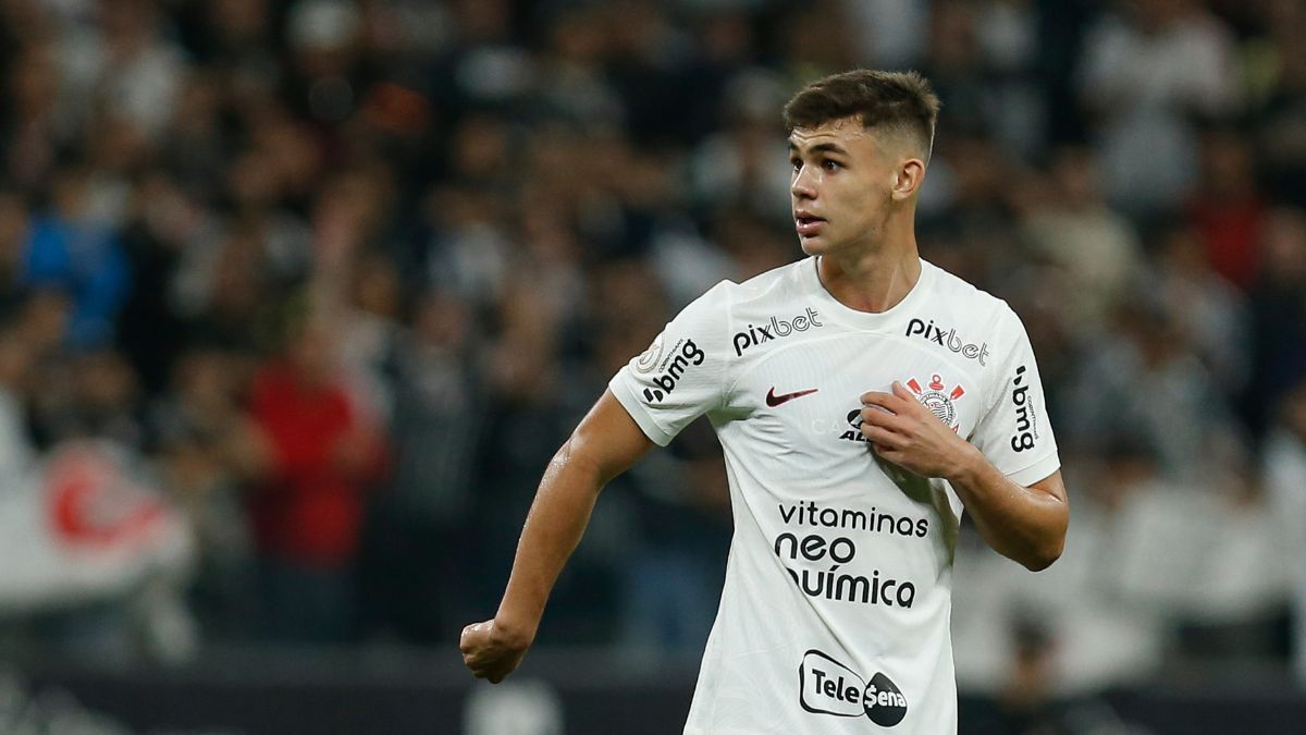 Gabriel Moscardo en un partido con el Corinthians