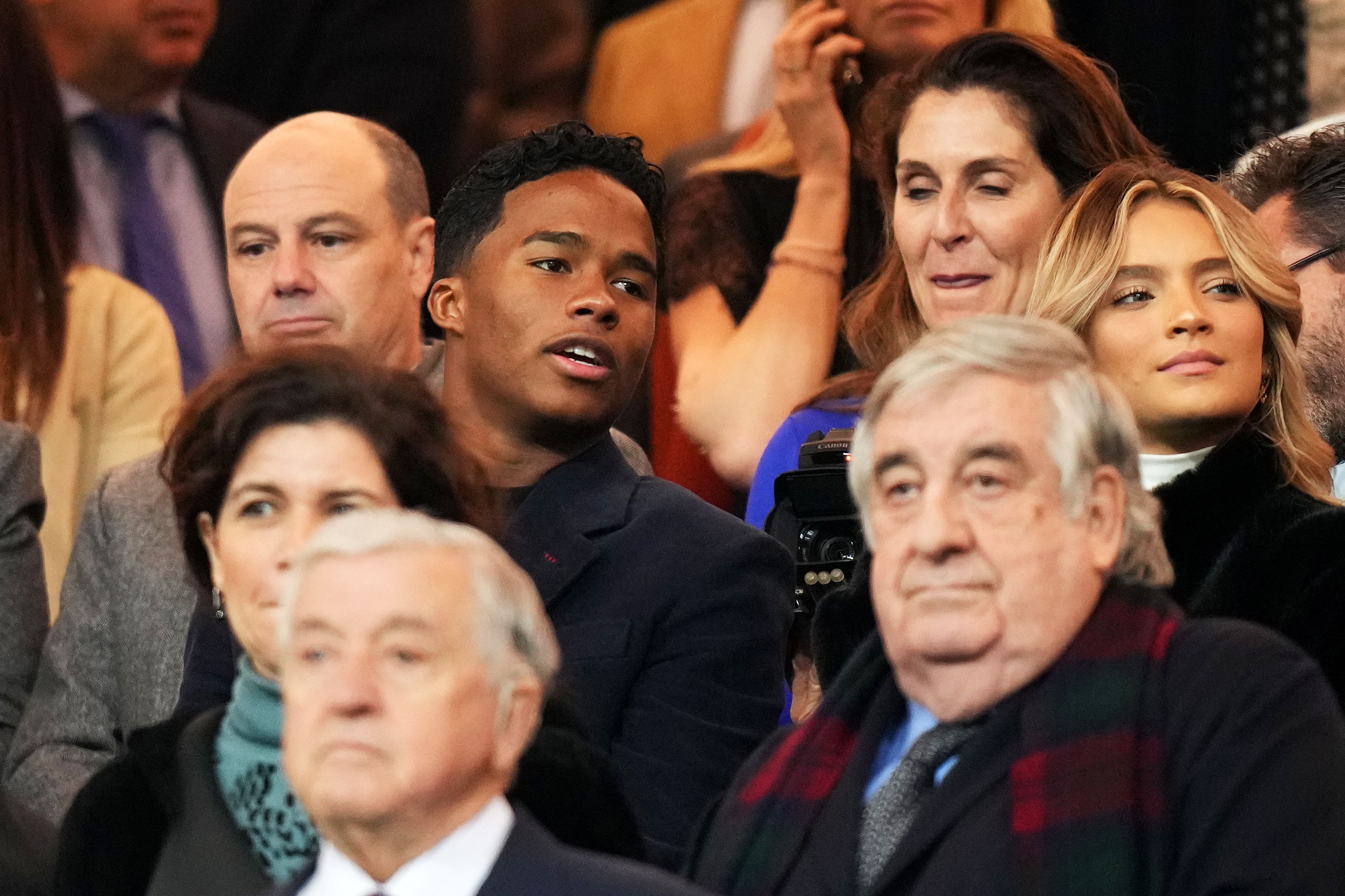 Endrick en el palco del Santiago Bernabéu