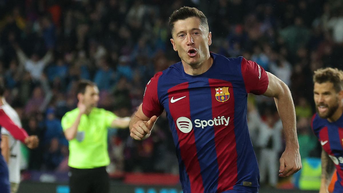 Lewandowski celebra un gol con el FC Barcelona