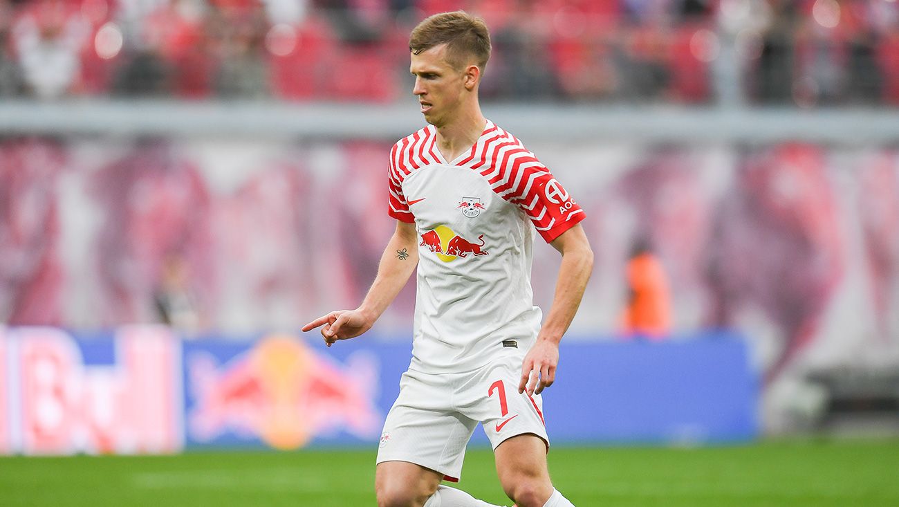 Dani Olmo durante un partido con el RB Leipzig