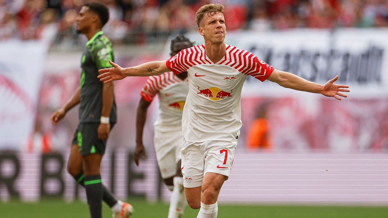 Dani Olmo celebrating a goal with RB Leipzig