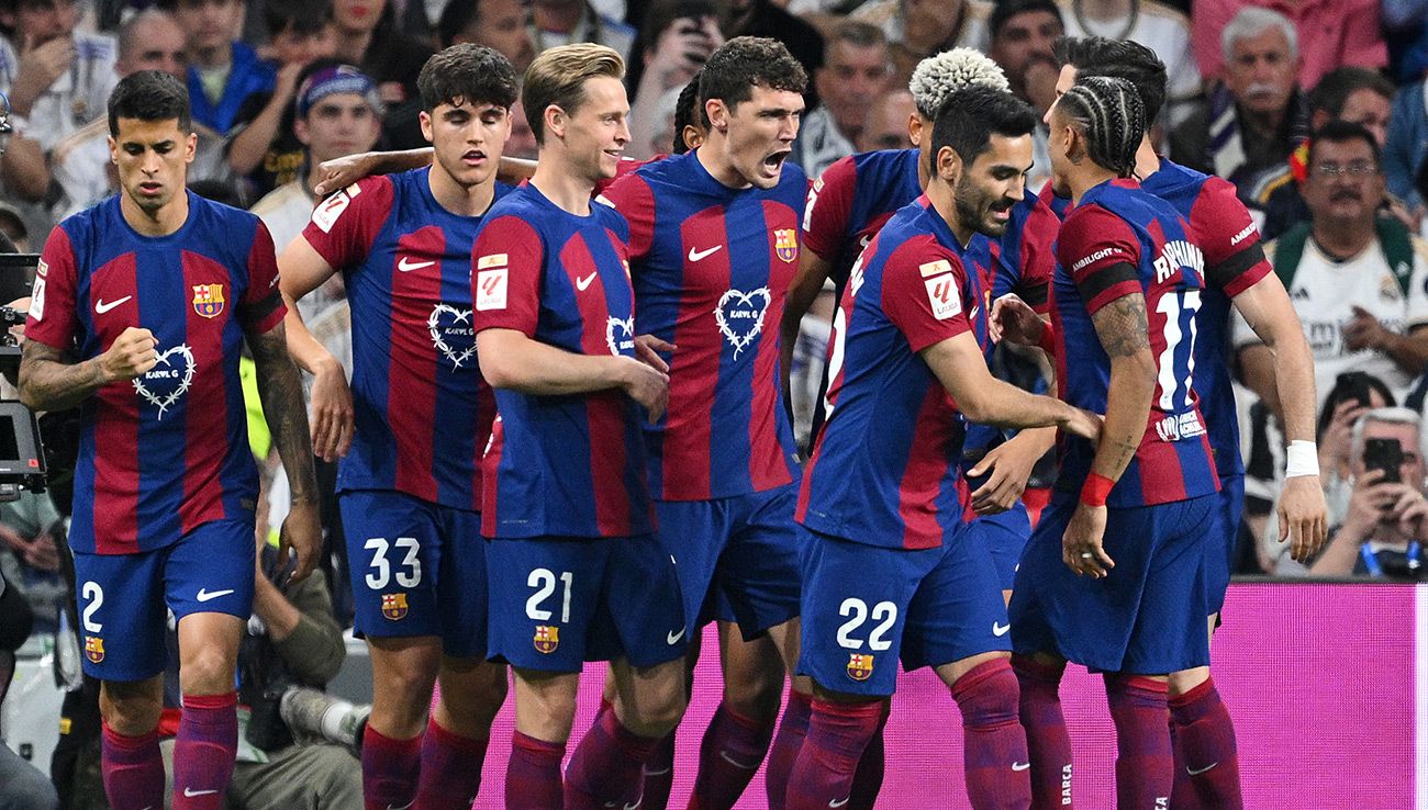 Jugadores del Barça celebran un gol en el Clásico