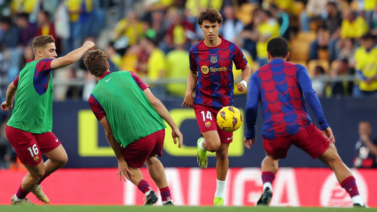 Joao Félix durante un calentamiento