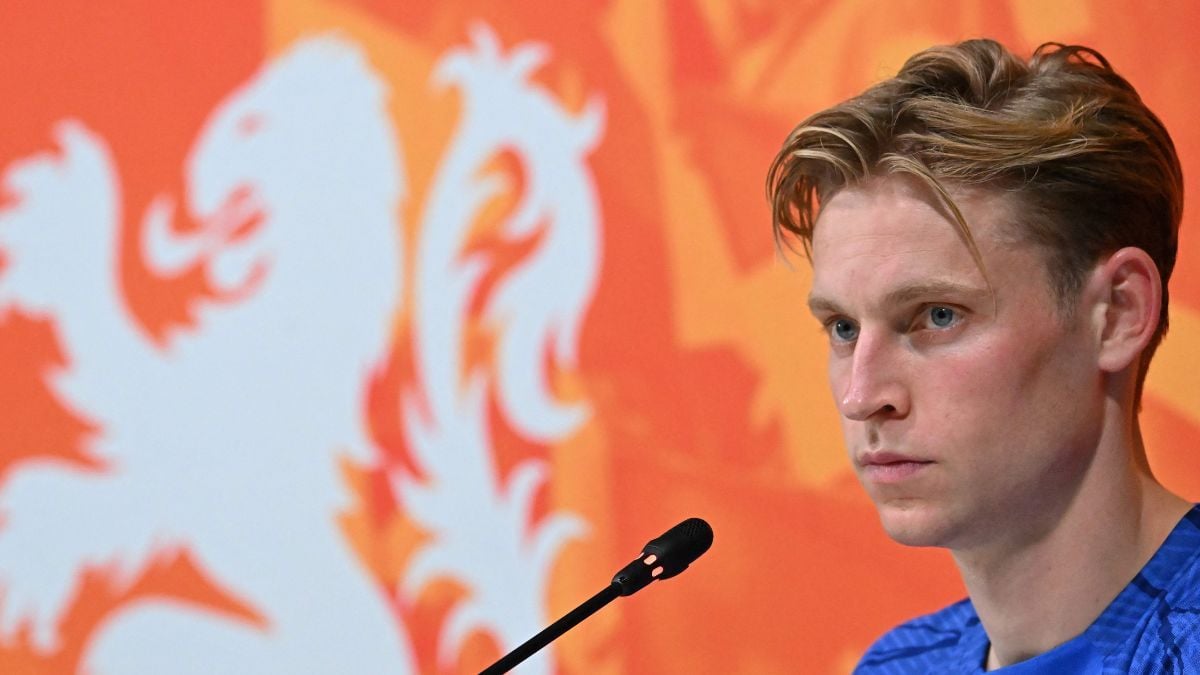 Frenkie de Jong and Deco would argue about the Dutchman’s future ...