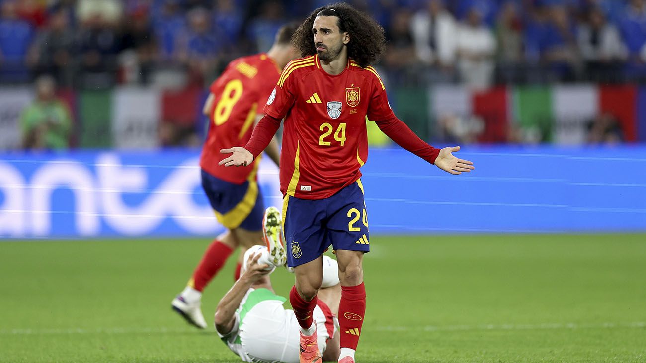 Marc Cucurella durante el España-Italia (1-0)