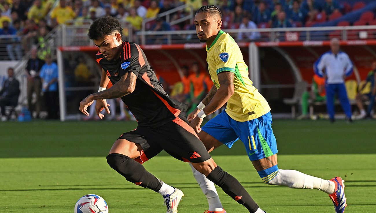 Luis Díaz y Raphinha durante el Brasil-Colombia de la Copa América 2024