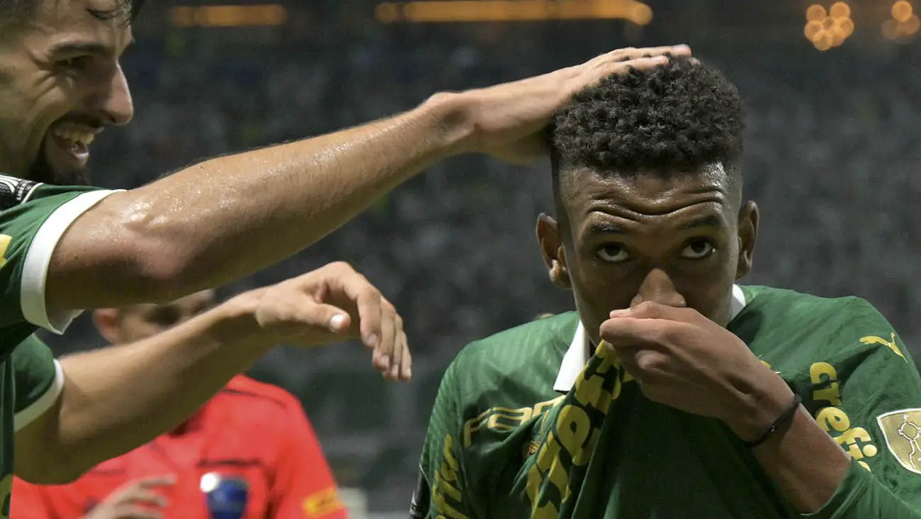 Estevao Willian celebrating a goal with Palmeiras