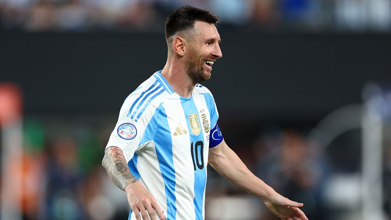 Leo Messi celebrando un gol con Argentina