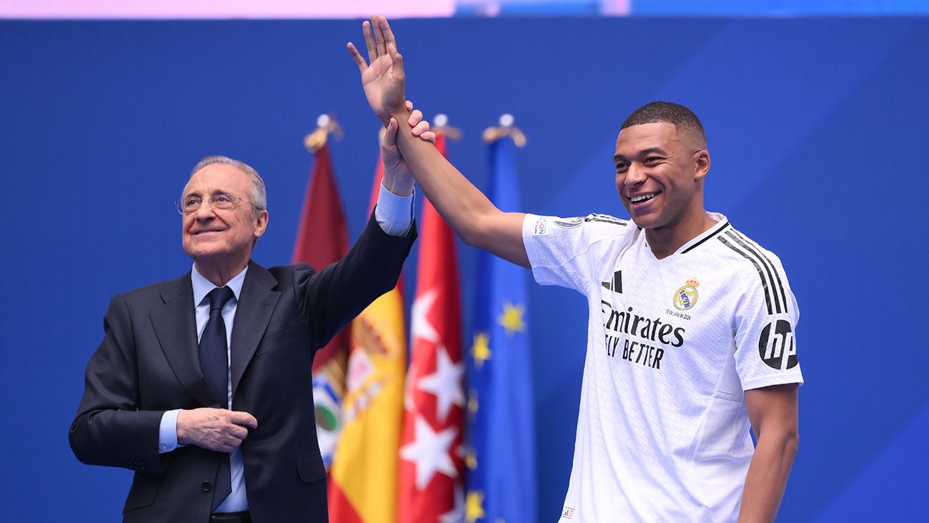 Florentino Pérez y Kylian Mbappé en el Bernabéu