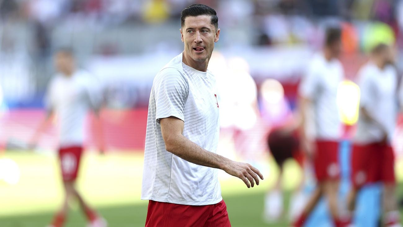 Robert Lewandowski en la previa de un partido con Polonia