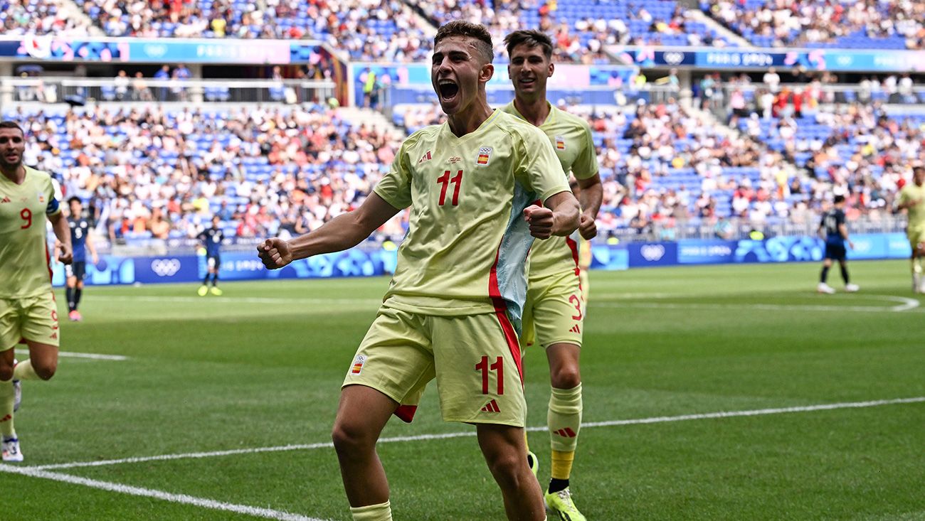 Fermín López celebrando su gol ante Japón