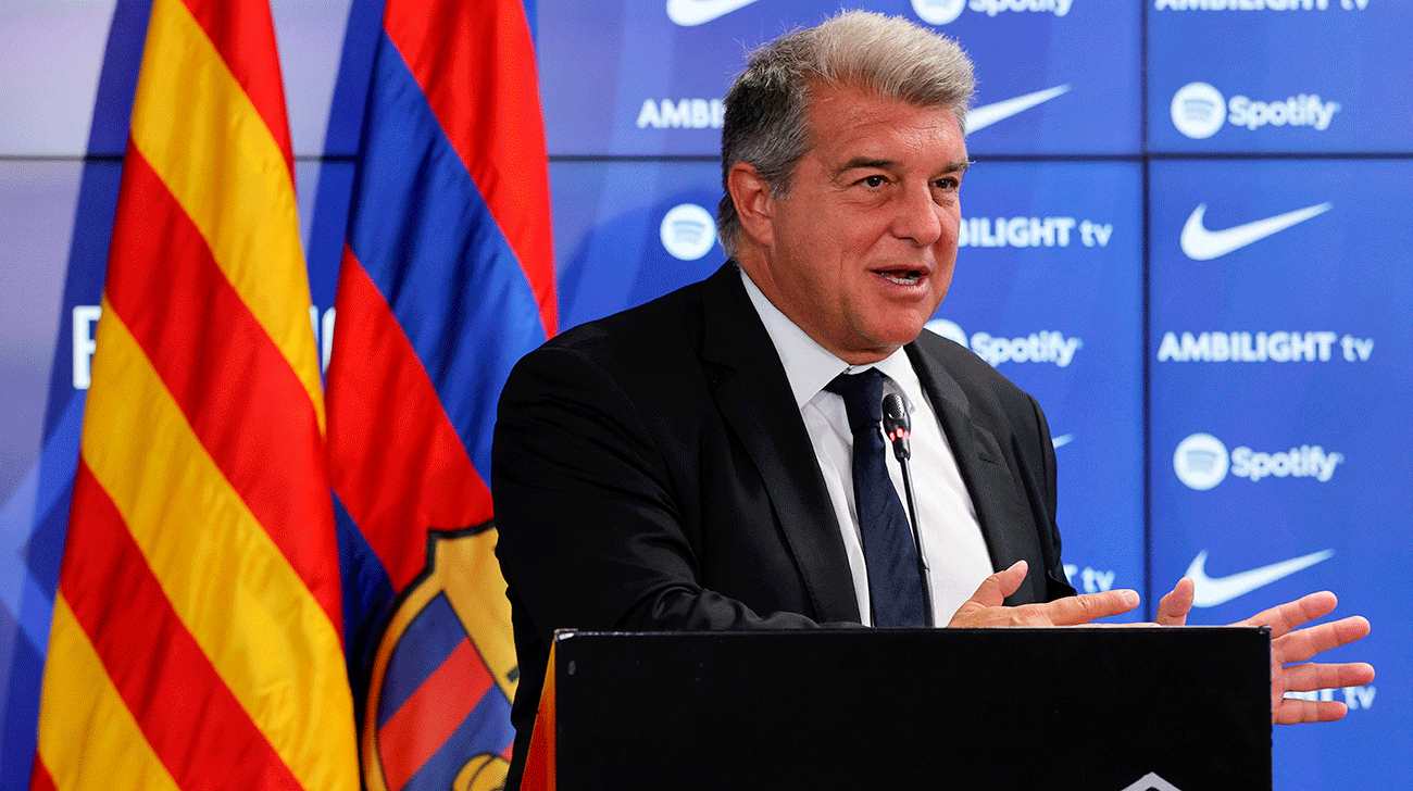 Joan Laporta, presidente del Barça, en comparecencia ante los medios