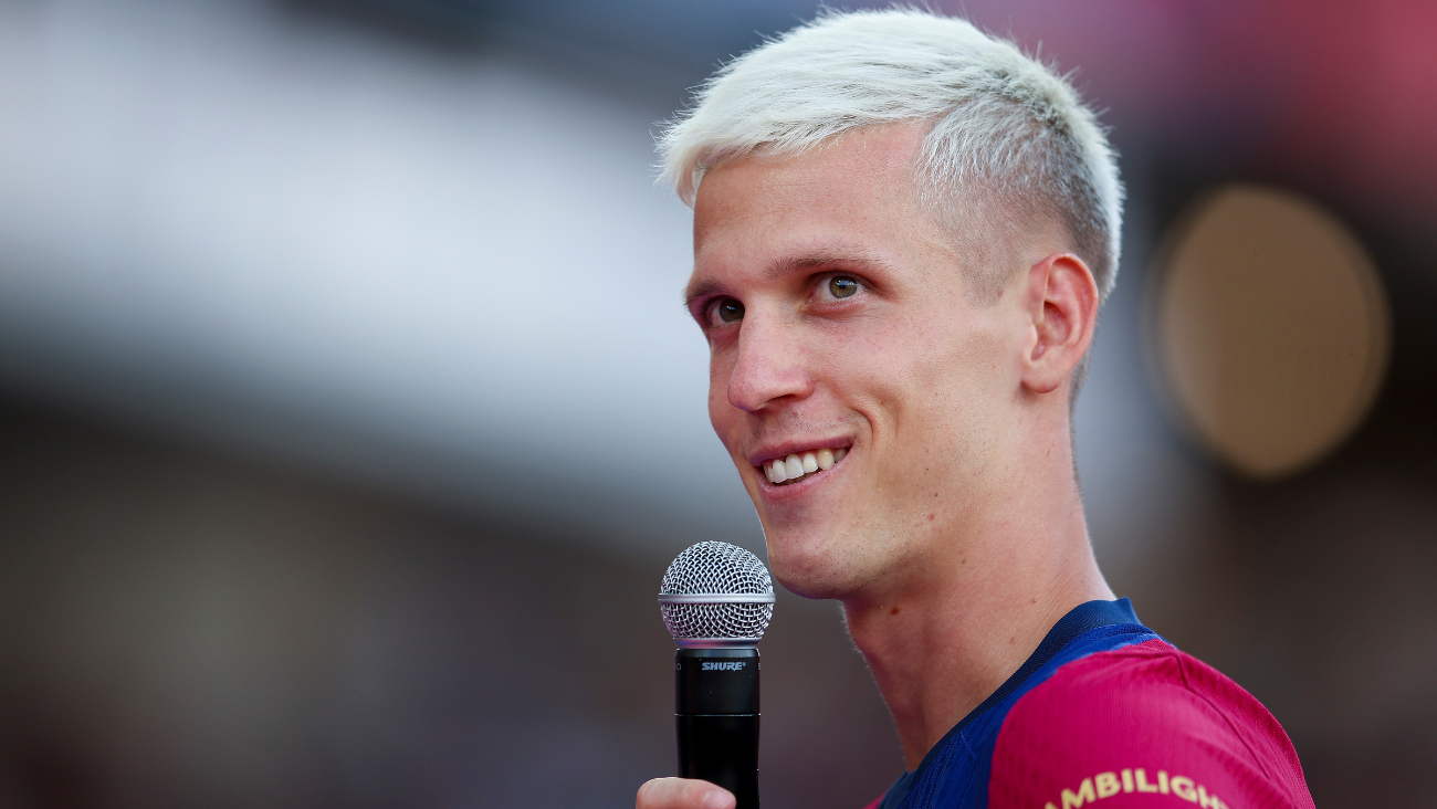 Dani Olmo en su presentación como fichaje del FC Barcelona en el Trofeo Joan Gamper