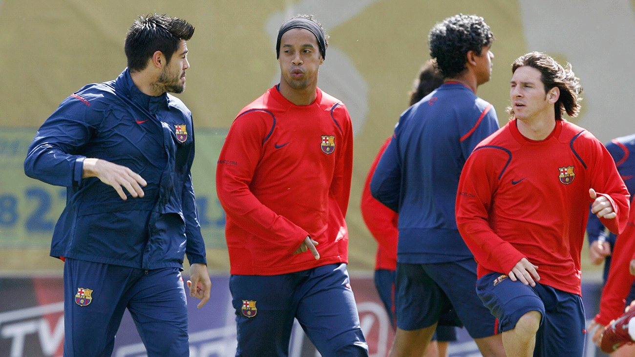 Ronaldinho y Messi durante un entrenamiento del FC Barcelona