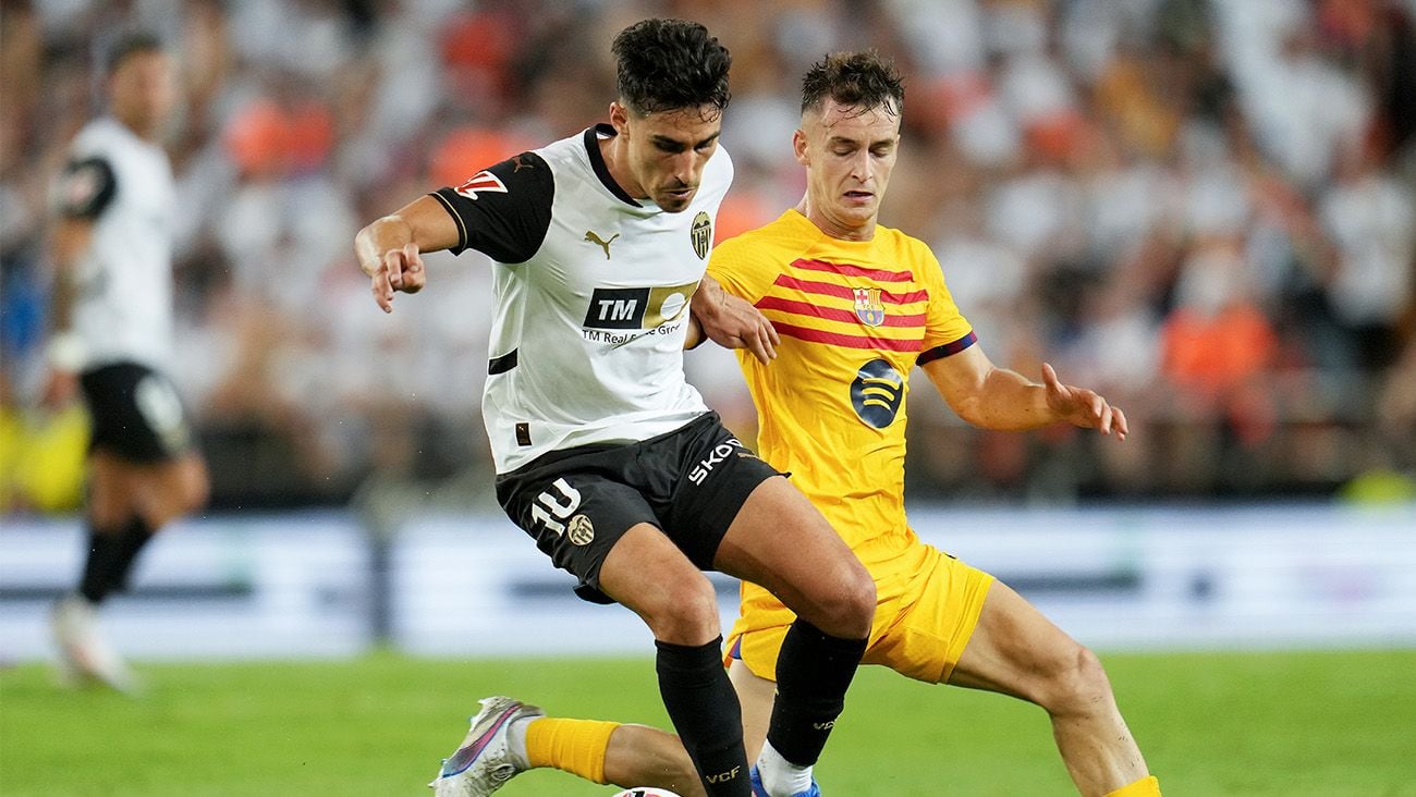 Marc Casadó during Barça-Valencia