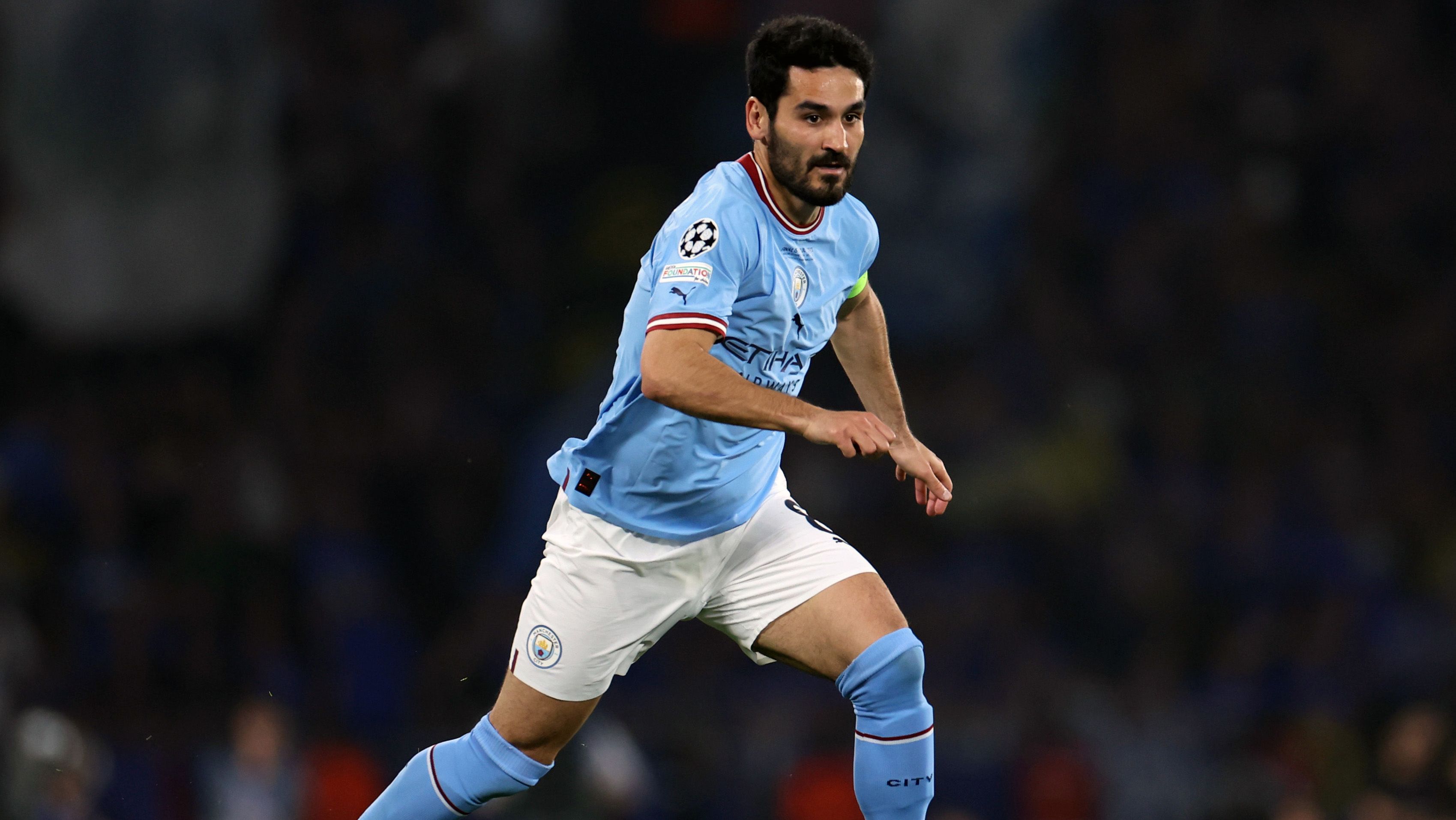 Ilkay Gündogan jugando con el Manchester City