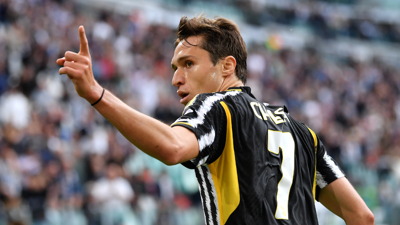 Federico Chiesa en el duelo entre la Juventus y la AC Monza en la Serie A TIM 2023 24 