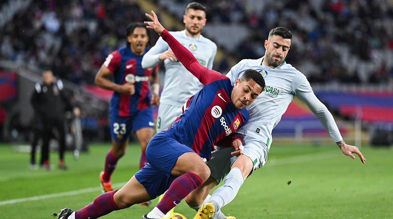 Vitor Roque en un partido contra el Getafe