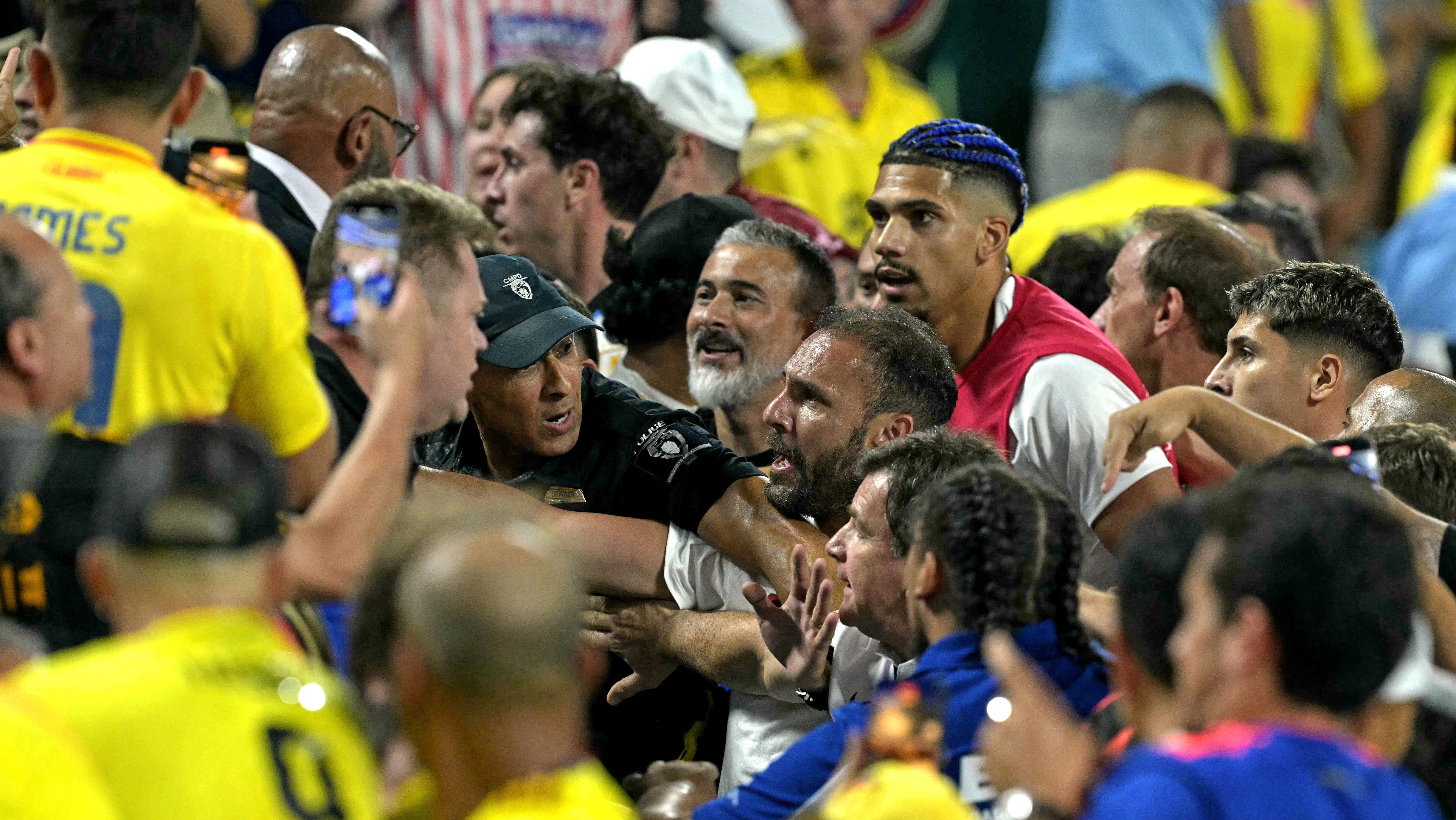 El incidente entre los aficionados de Colombia y los jugadores de Uruguay en la Copa América 2024