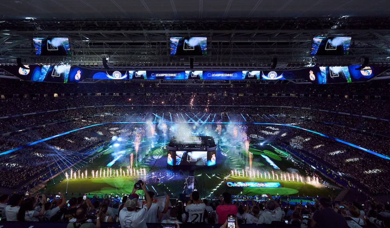 estadio santiago bernabeu suspende conciertos