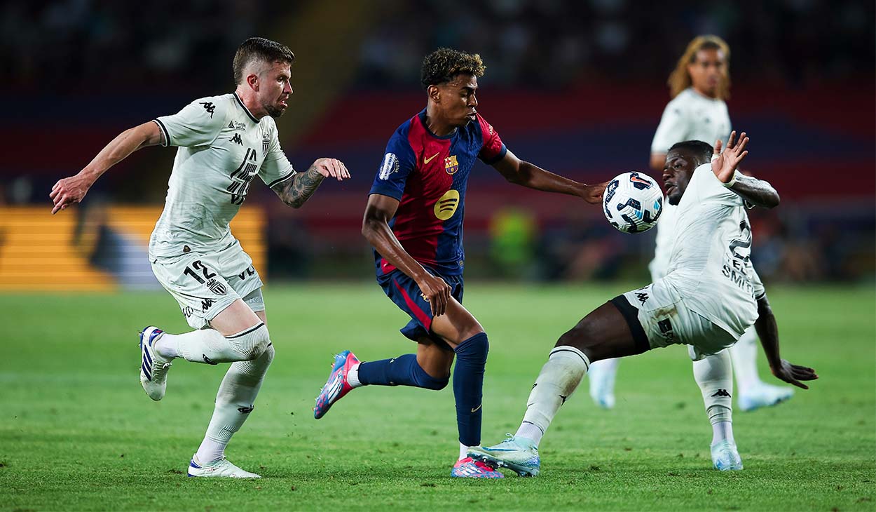 Lamine Yamal during the Gamper against Monaco