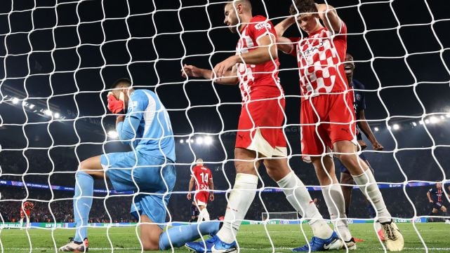 Paulo Gazzaniga en el duelo entre el Girona y el Paris Saint Germain en la UEFA Champions League 2024 25