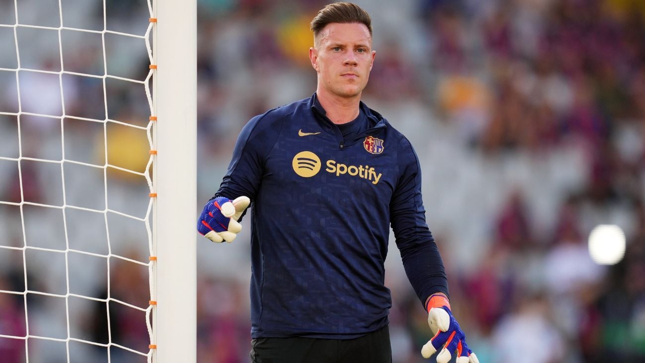 Marc André ter Stegen en el duelo entre el Athletic Club y el FC Barcelona en LaLiga EA Sports 2024 25