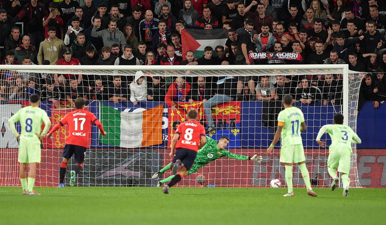 Ante Budimir hizo el tercer gol del Osasuna-Barça de penalti (4-2)