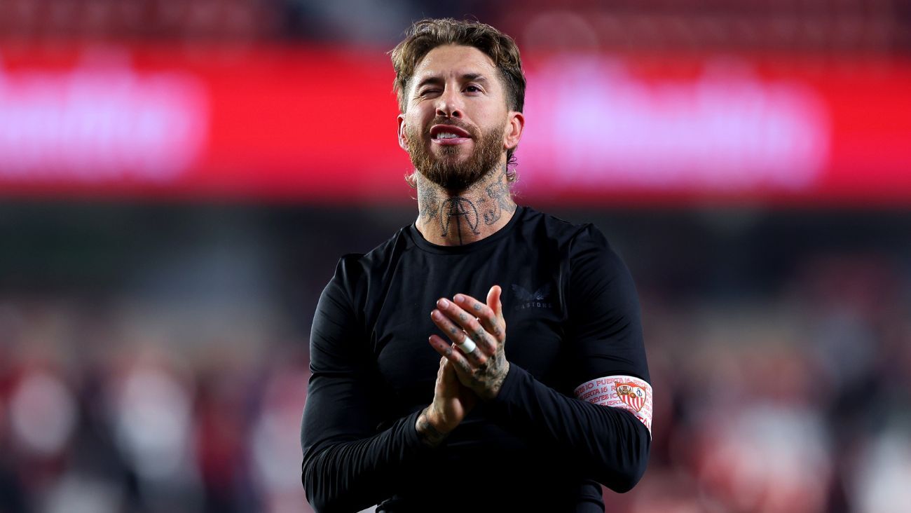 Sergio Ramos en el duelo entre el Sevilla y el Granada CF en LaLiga EA Sports 2023 24