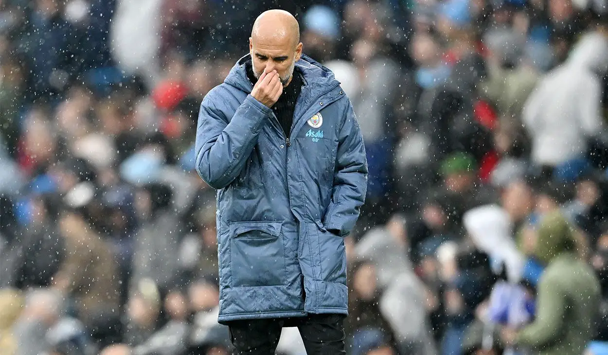 Pep Guardiola durante un partido del Manchester City