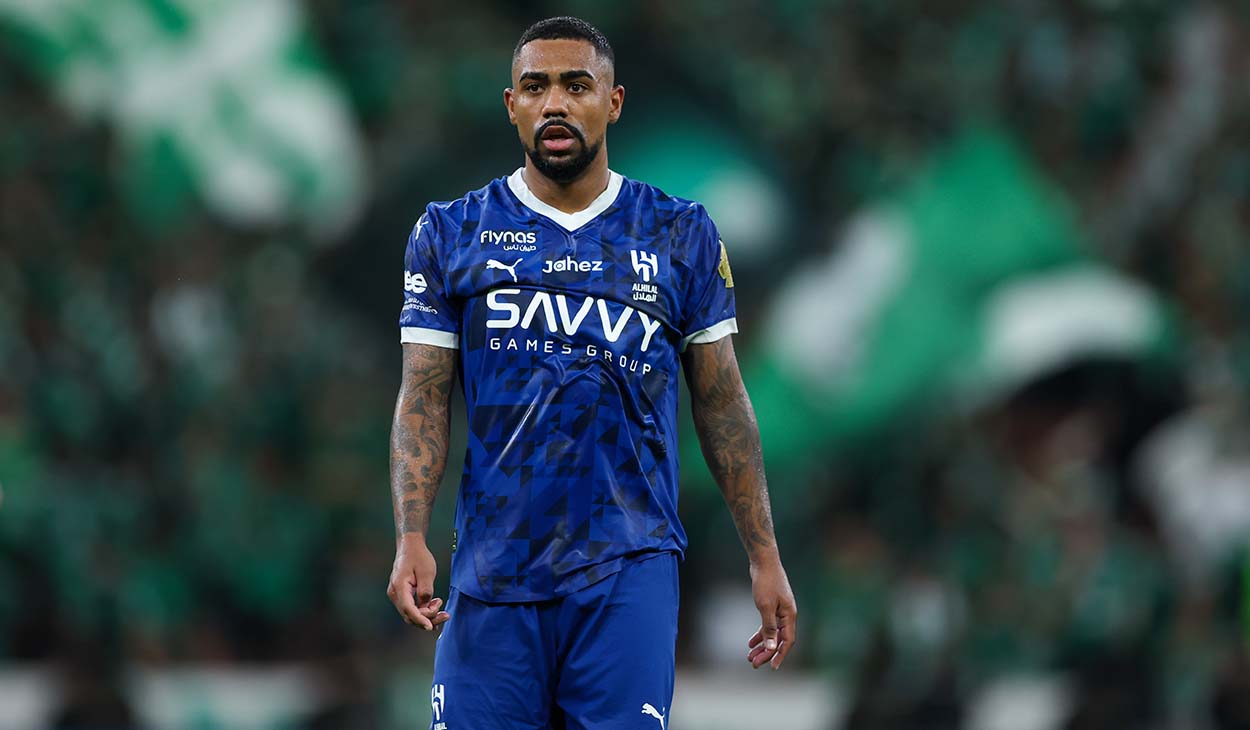 Malcom en un partido con el Al Hilal