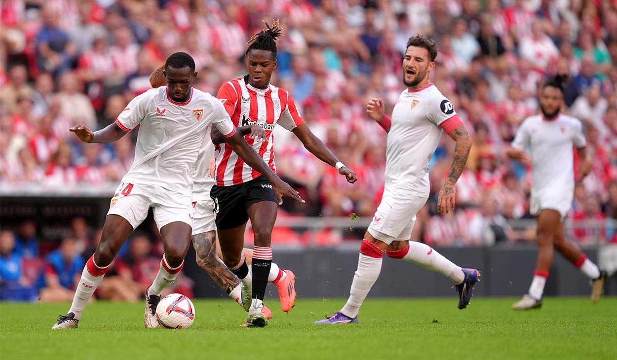 Tanguy Nianzou, una de las bajas del Sevilla ante el Barça