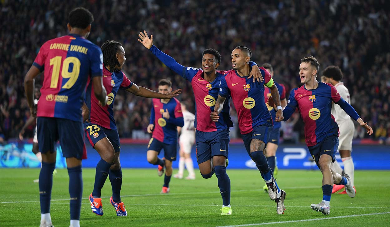 Jugadores del Barça celebran uno de los goles ante el Bayern (4-1)