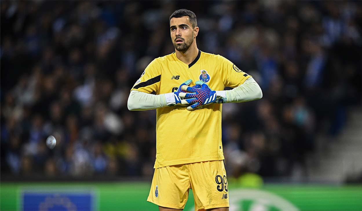 Diogo Costa en un partido con el Oporto