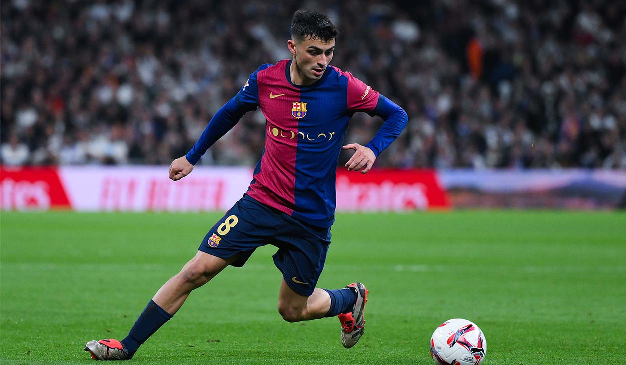 Pedri González durante el Real Madrid-FC Barcelona (0-4)