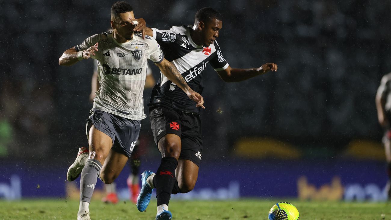 Rayan Vitor en el duelo entre el Vasco de Gama y el Atlético Mineiro en la Copa do Brasil