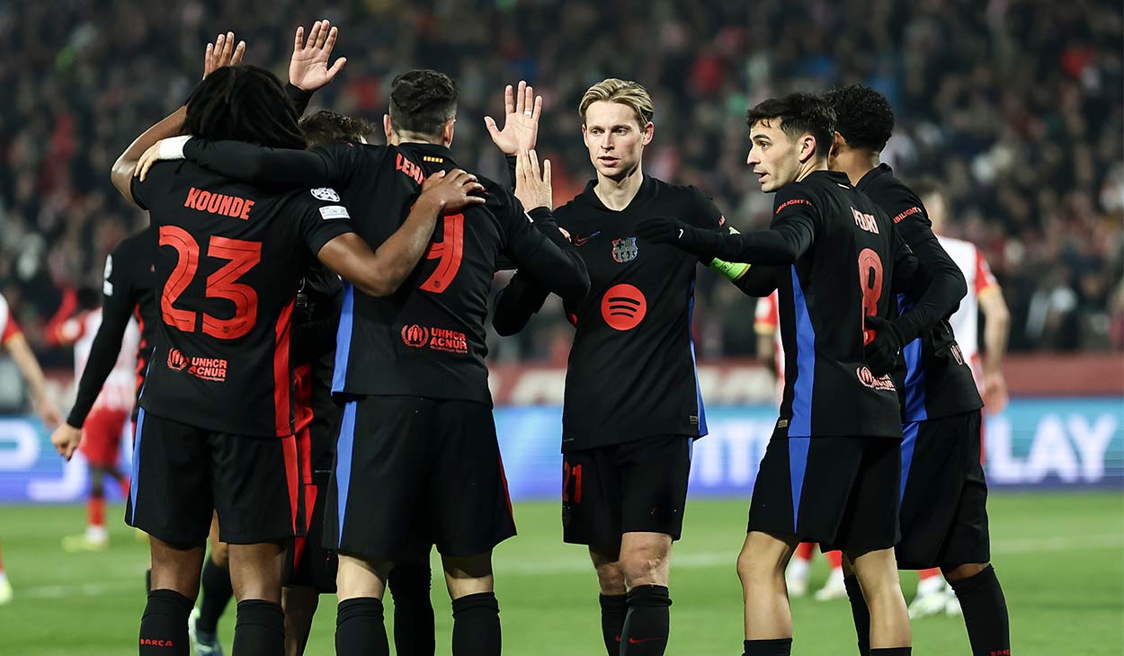 Jugadores del Barça festejando uno de los goles ante el Estrella Roja