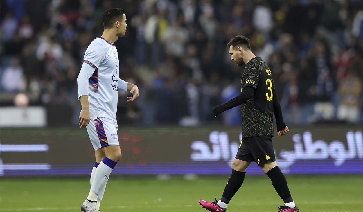 Cristiano Ronaldo y Leo Messi durante su último enfrentamiento en 2023