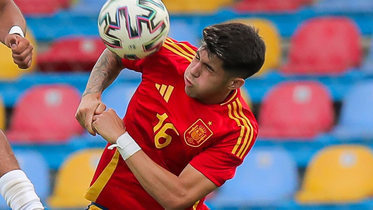 Antonio 'Antoñito' Cordero con la selección sub 19 de España