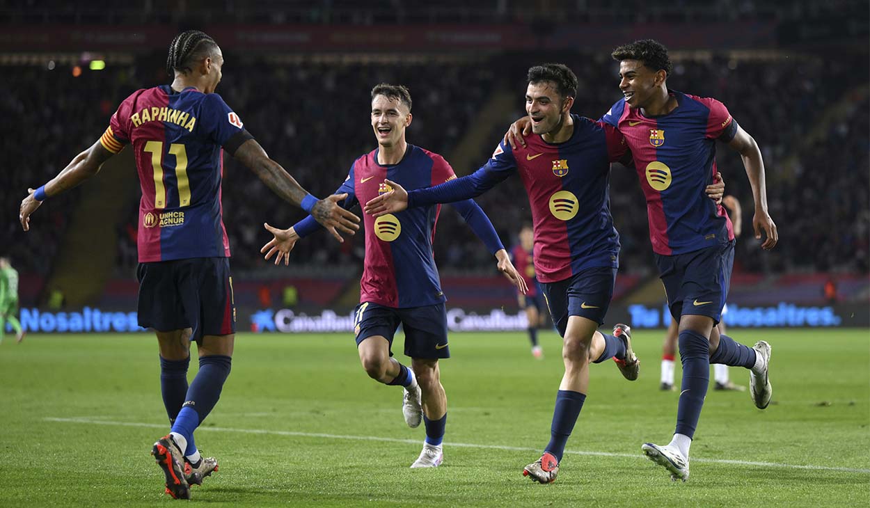 Jugadores del Barça festejando un gol contra el Sevilla (5-1)