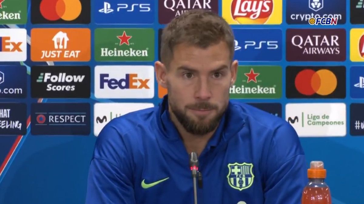 Iñigo Martínez en en la rueda de prensa previa al duelo entre el FC Barcelona y el Stade Brestois en la UEFA Champions League