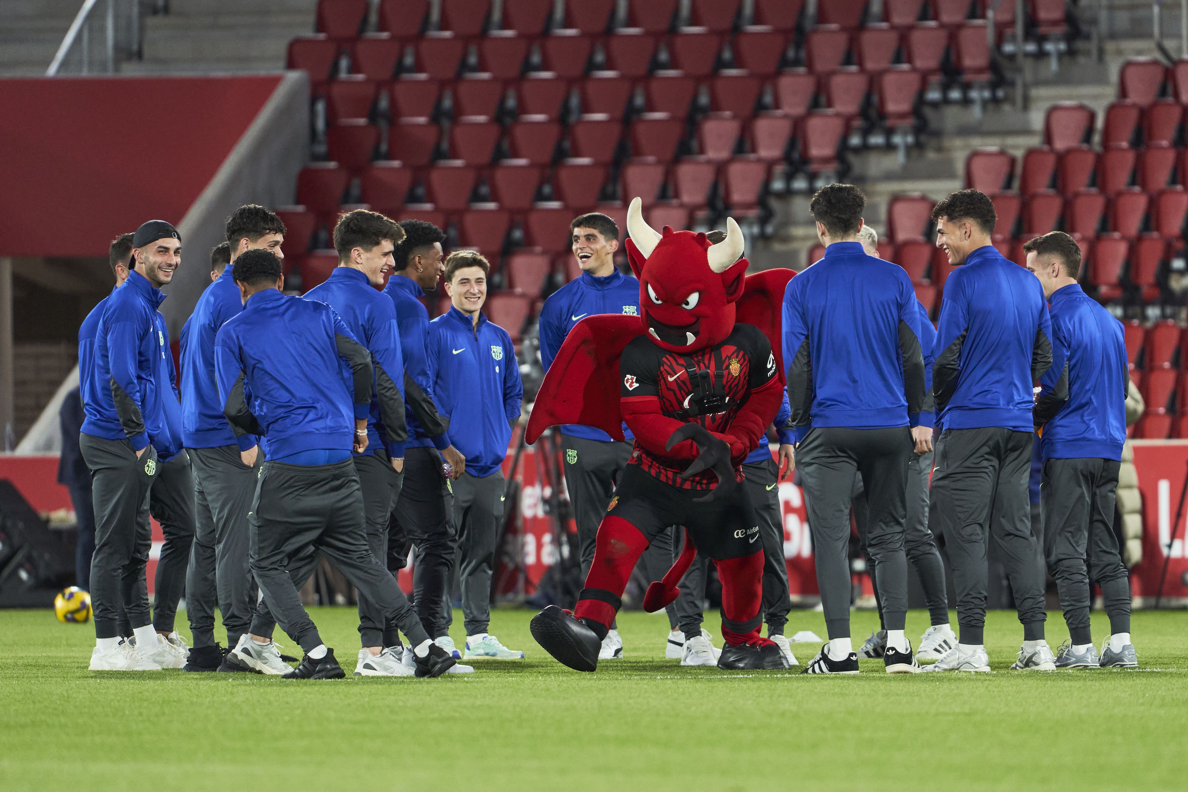 Jugadores del Barça en la previa contra el Mallorca