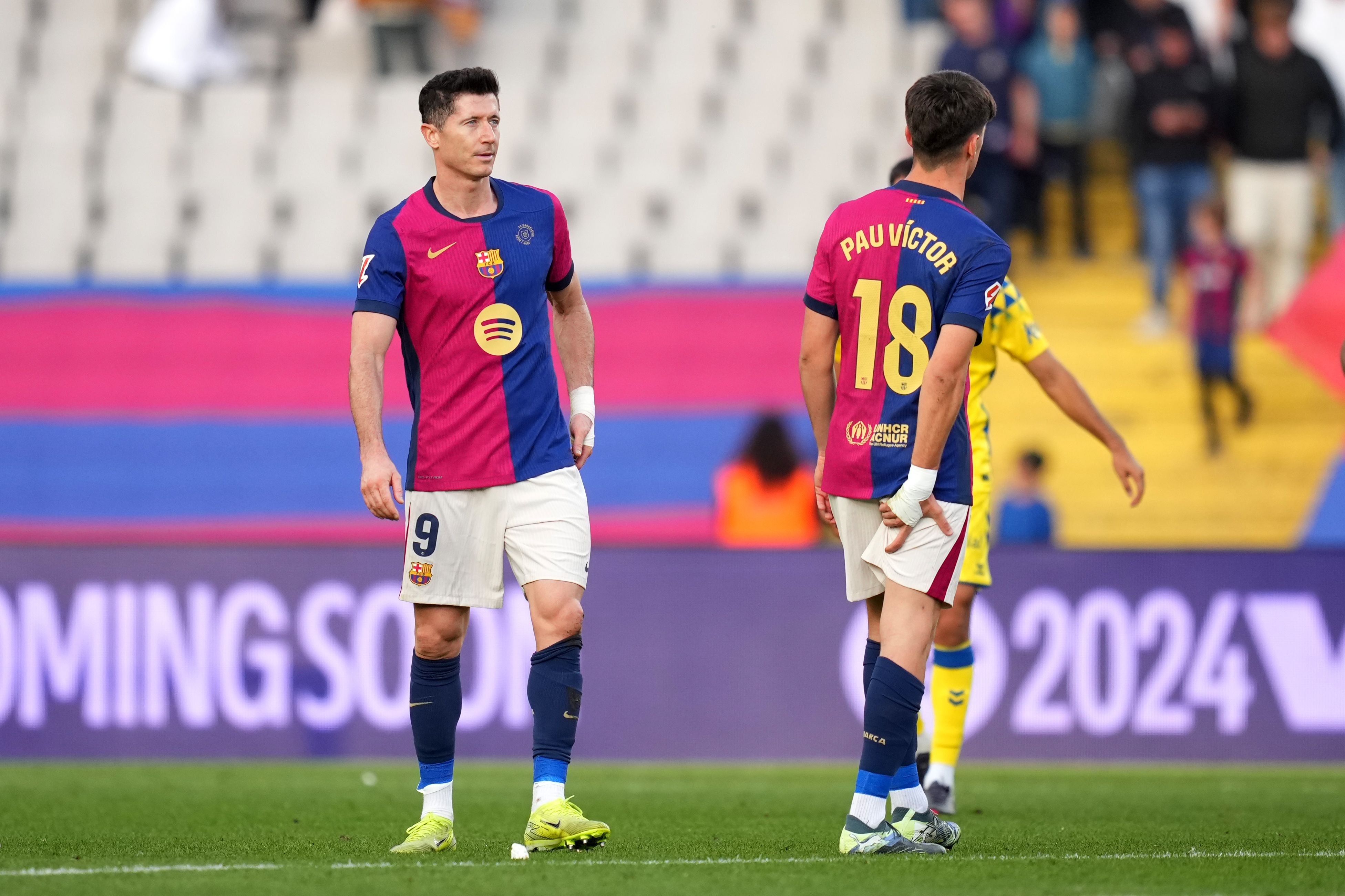 Robert Lewandowski y Pau Víctor ante Las Palmas