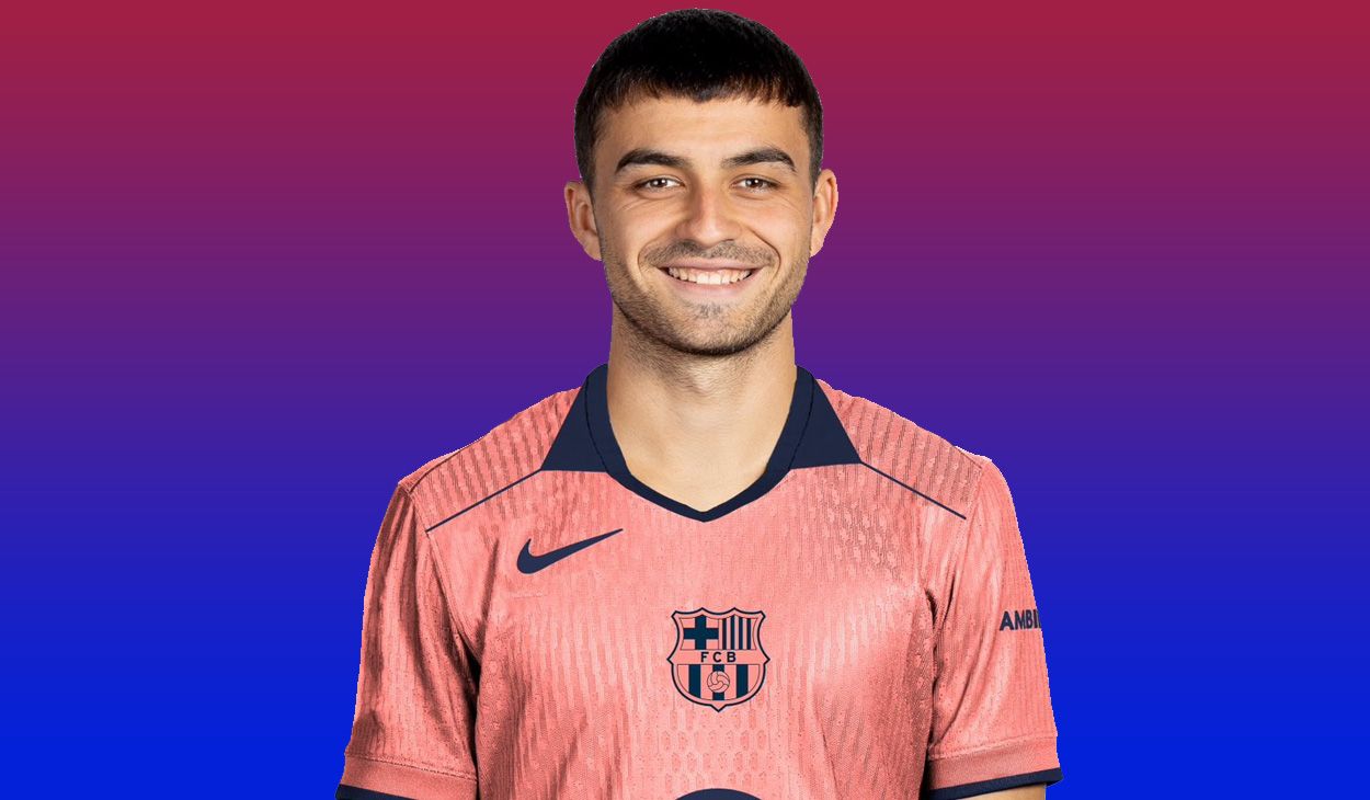 Pedri con la posible tercera camiseta del Barça para la 25/26