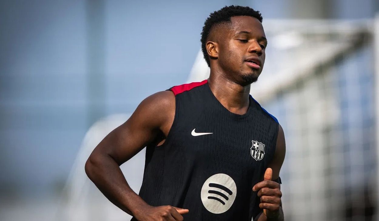 Ansu Fati, en un entrenamieno con el Barça