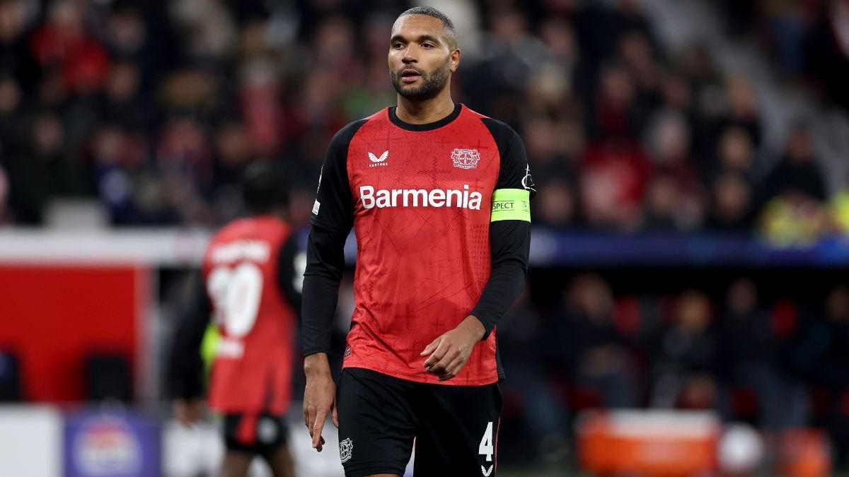 Jonathan Tah en el duelo entre el Bayer Leverkusen y el Inter de Milán en la UEFA Champions League 2024 25